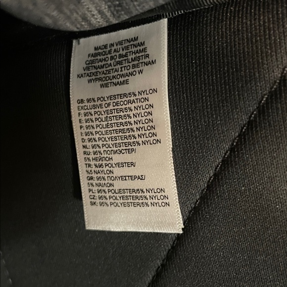 EUC The North Face Gray Men's Backpack (laptop bag) Has hard back - Picture 6 of 10